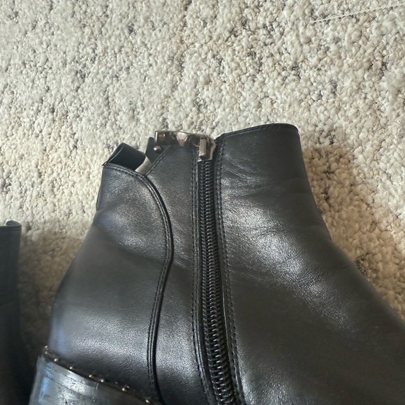 Sendra studded size 7 EUC near new Black Ankle Booties with Zipper - Picture 6 of 15